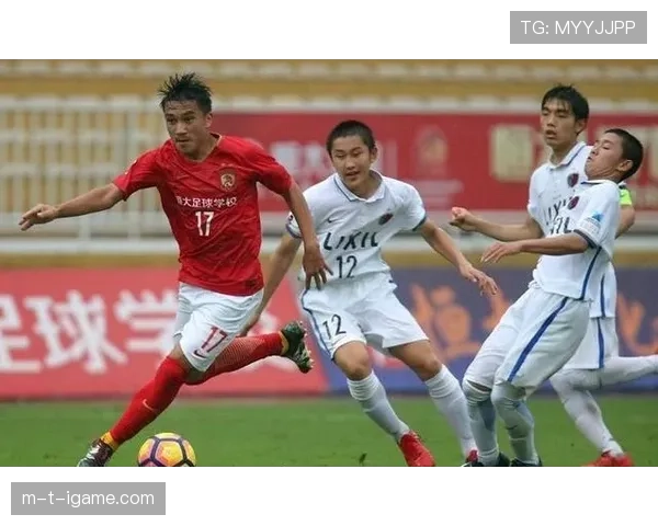 伯恩利青训营培养新星崭露头角，卓越表现引发广泛关注