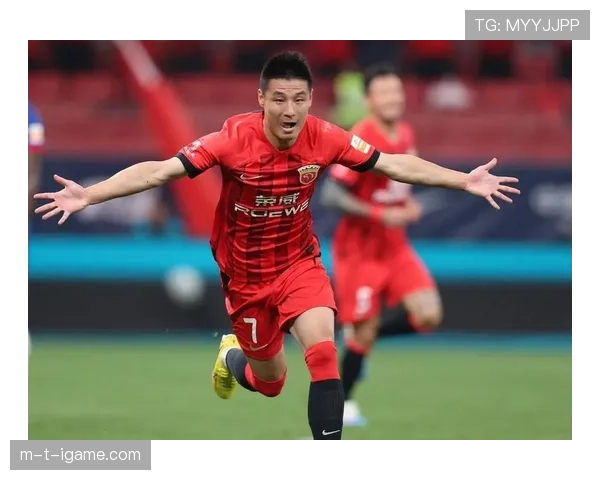 武磊重返上海海港，开启新赛季争冠新征程