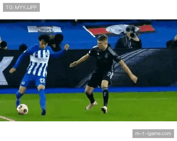 克鲁伊夫在阿贾克斯时期表现稳健,奠定全攻全守足球基石