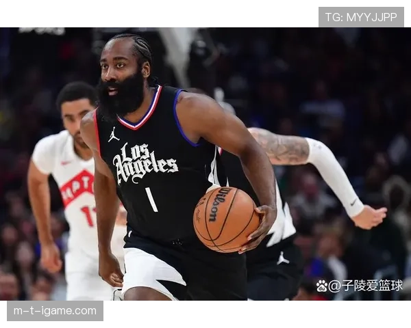 德斯蒙德·班恩背身单打显著提升得分效率助猛龙拉开比分